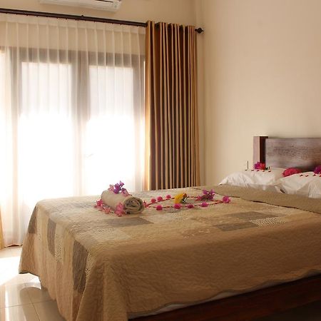 Kampoeng Senggigi Hotel Mangsit Buitenkant foto
